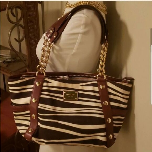 MICHAEL Kors Animal Print Shoulder Bag - Picture 10 of 13